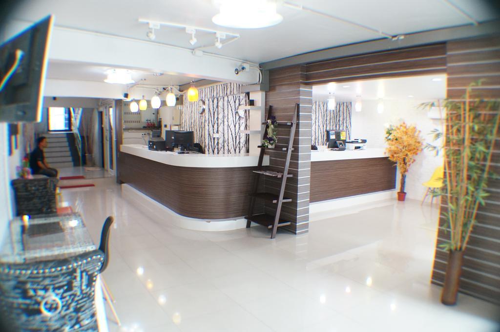 Ma Non Nont Hotel & Apartment Nonthaburi Luaran gambar