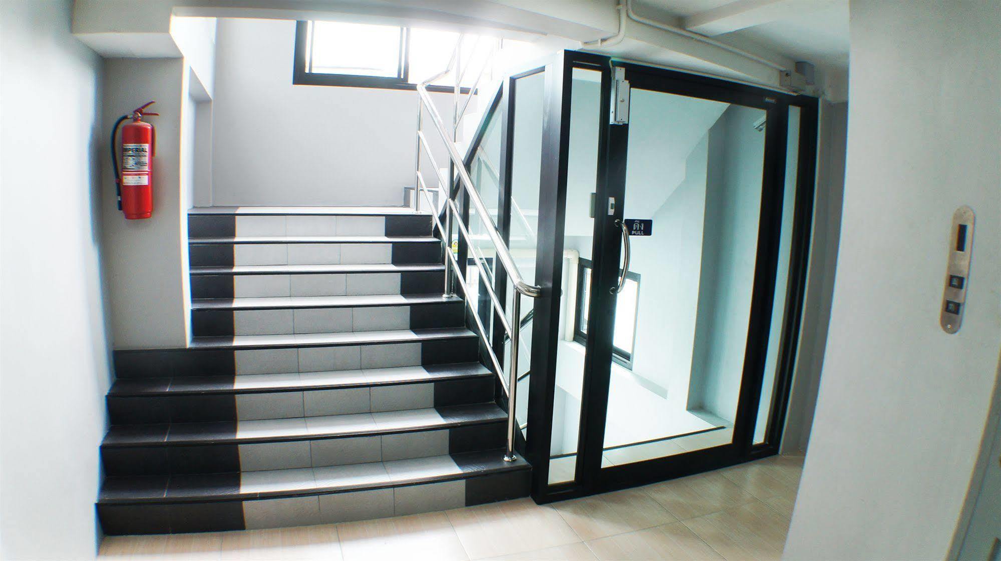 Ma Non Nont Hotel & Apartment Nonthaburi Luaran gambar